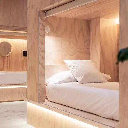 Colo Colo Hostel - Single Private Beds-2
